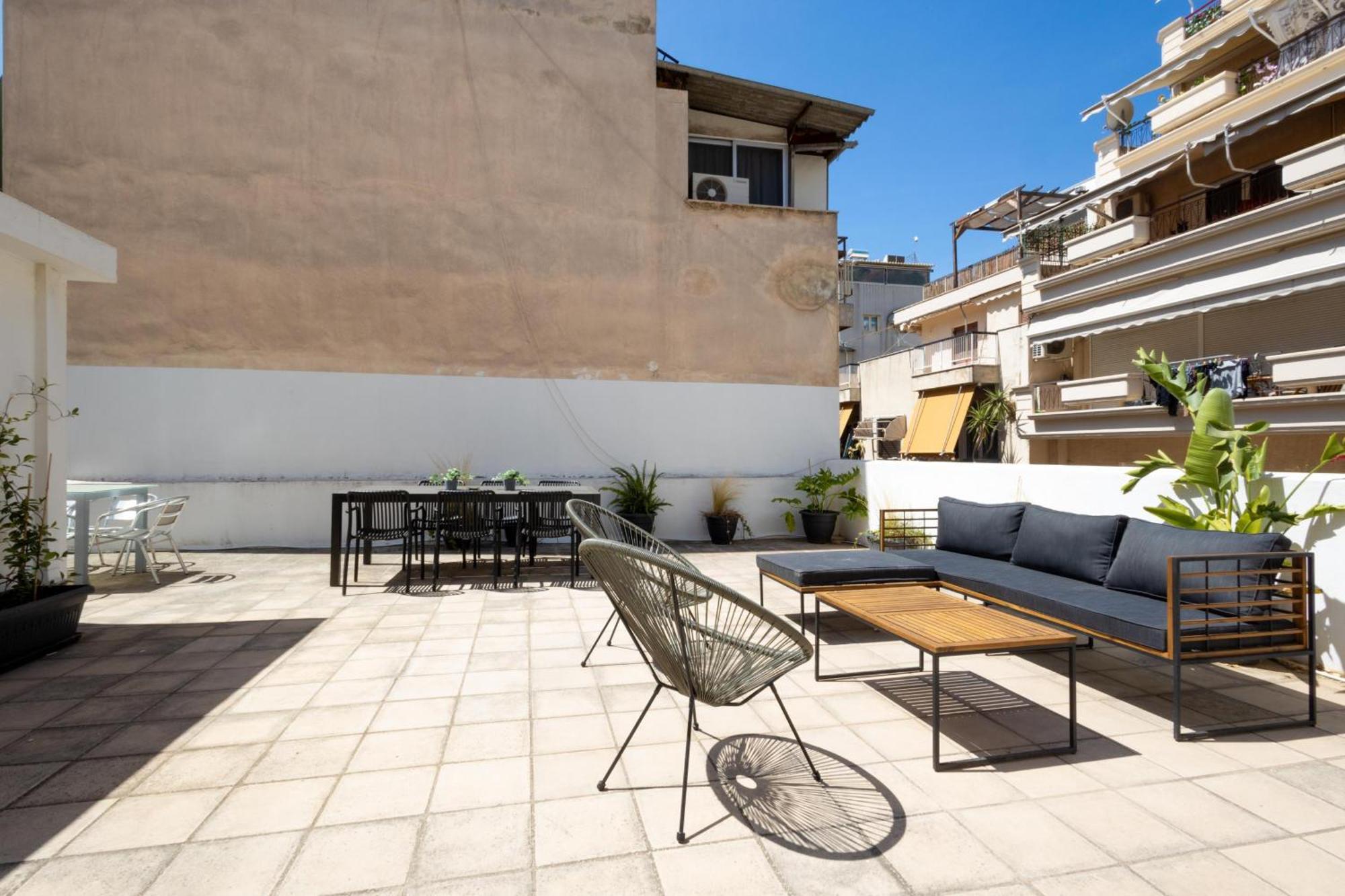 Renovated 5 Bdr House Near Acropolis - New Beds, Terrace & Green Yard Ateny Zewnętrze zdjęcie