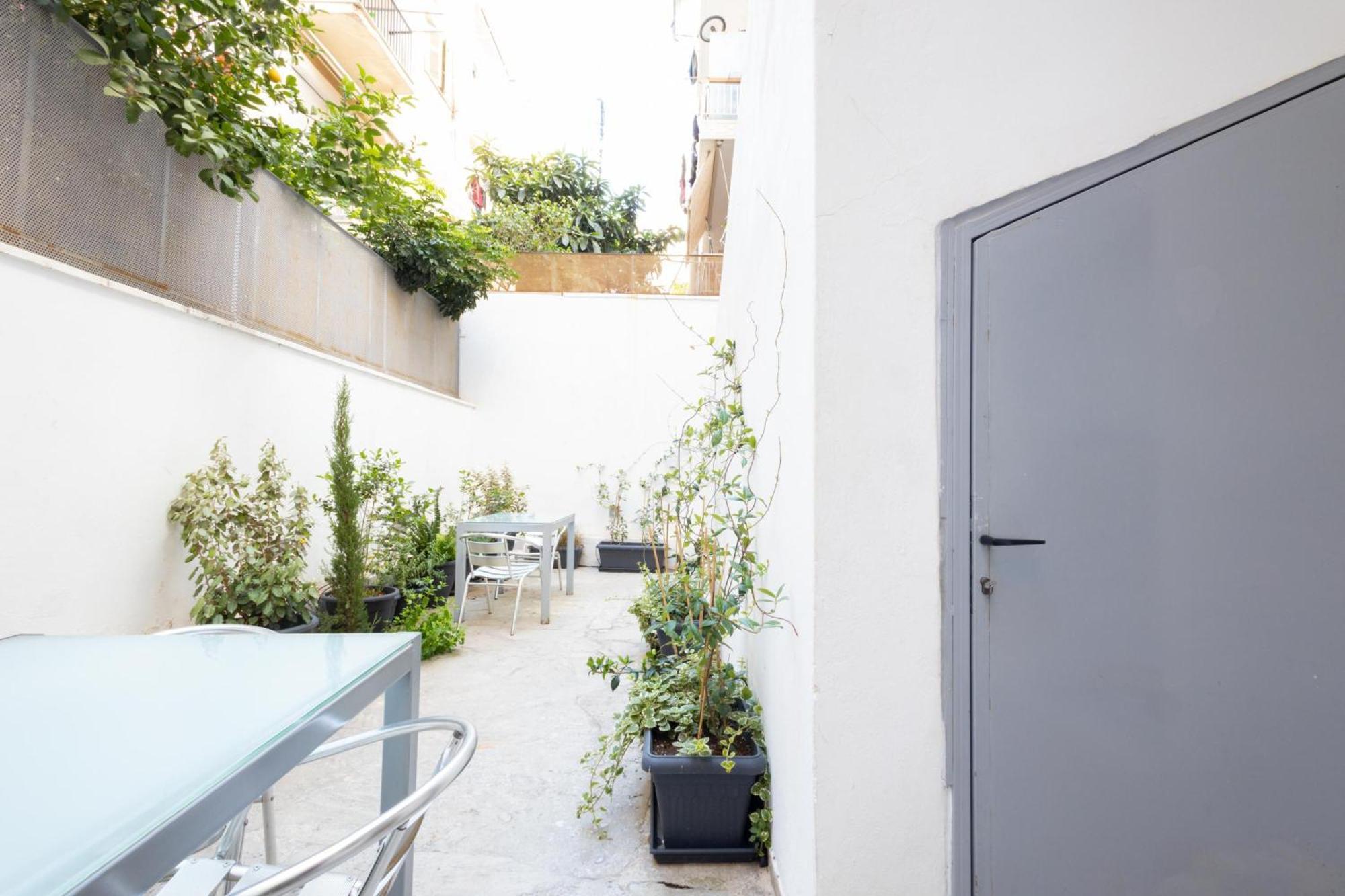 Renovated 5 Bdr House Near Acropolis - New Beds, Terrace & Green Yard Ateny Zewnętrze zdjęcie