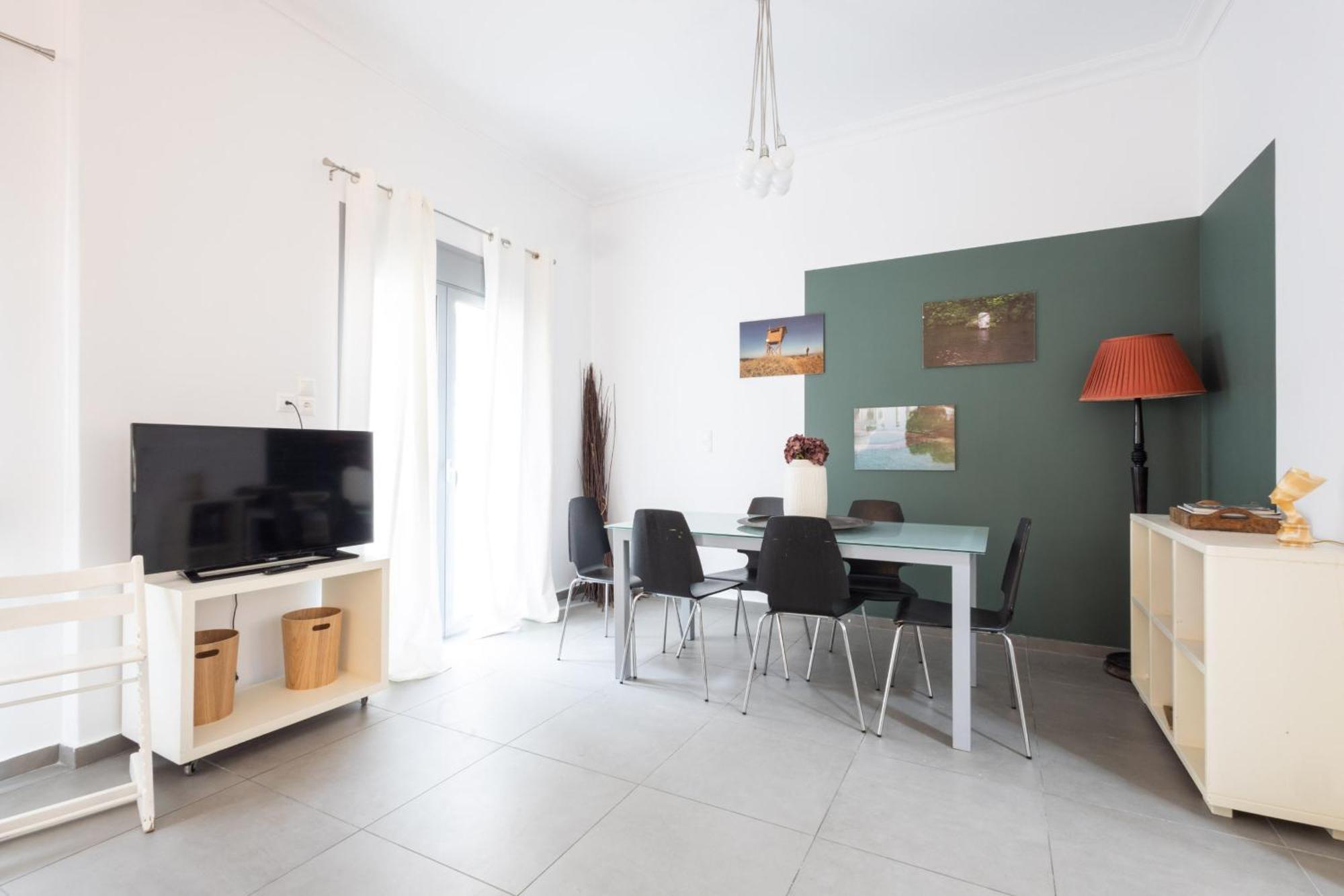 Renovated 5 Bdr House Near Acropolis - New Beds, Terrace & Green Yard Ateny Zewnętrze zdjęcie