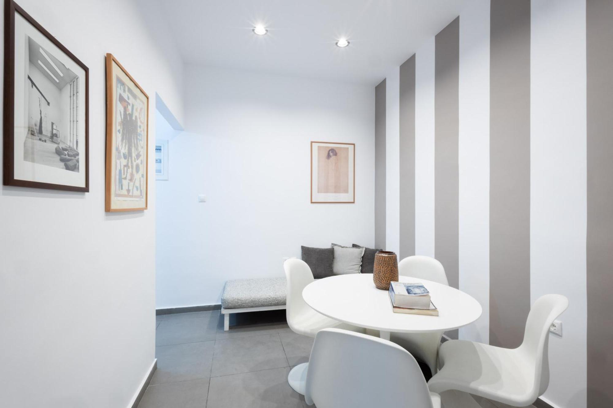 Renovated 5 Bdr House Near Acropolis - New Beds, Terrace & Green Yard Ateny Zewnętrze zdjęcie