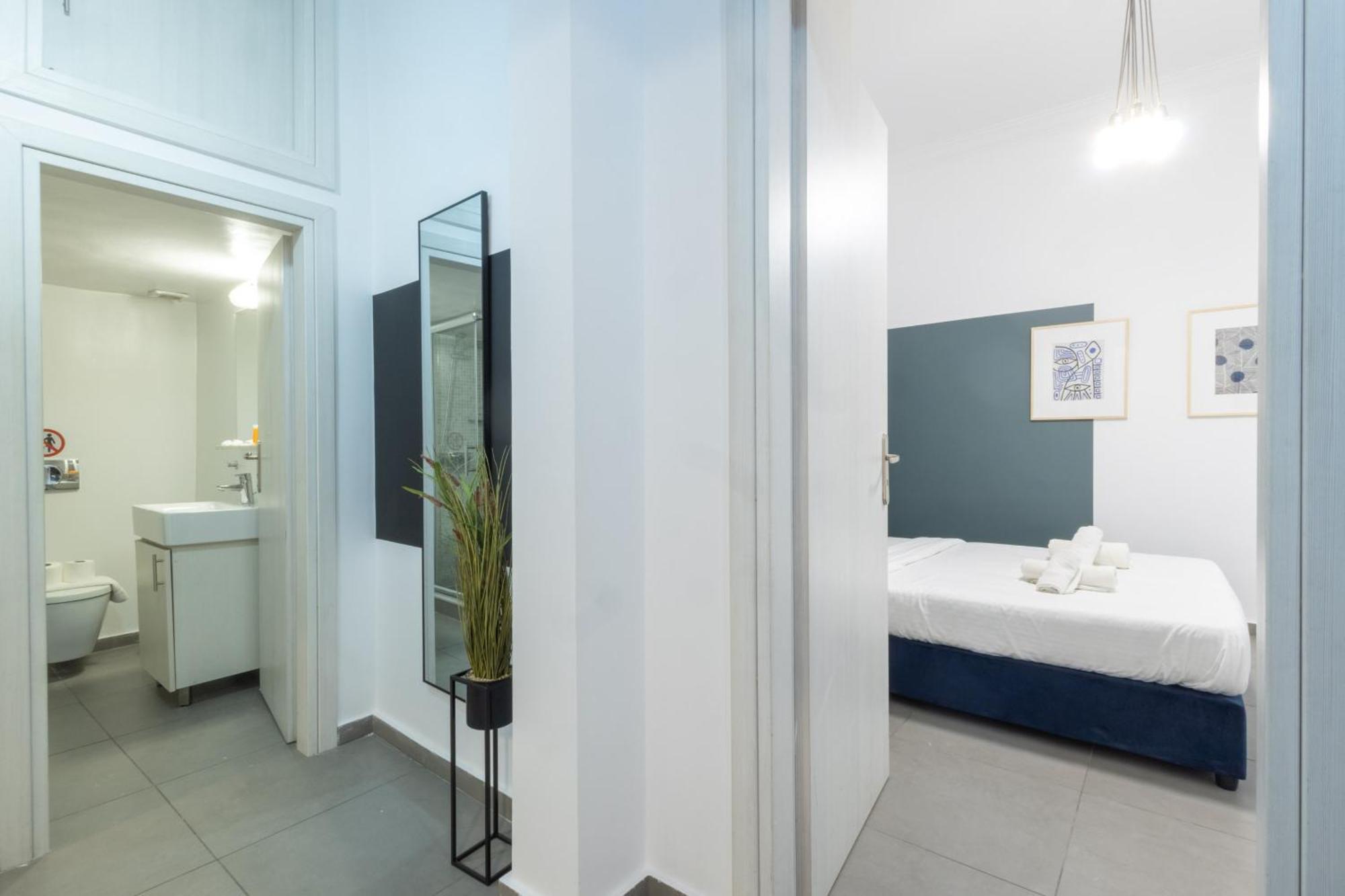 Renovated 5 Bdr House Near Acropolis - New Beds, Terrace & Green Yard Ateny Zewnętrze zdjęcie