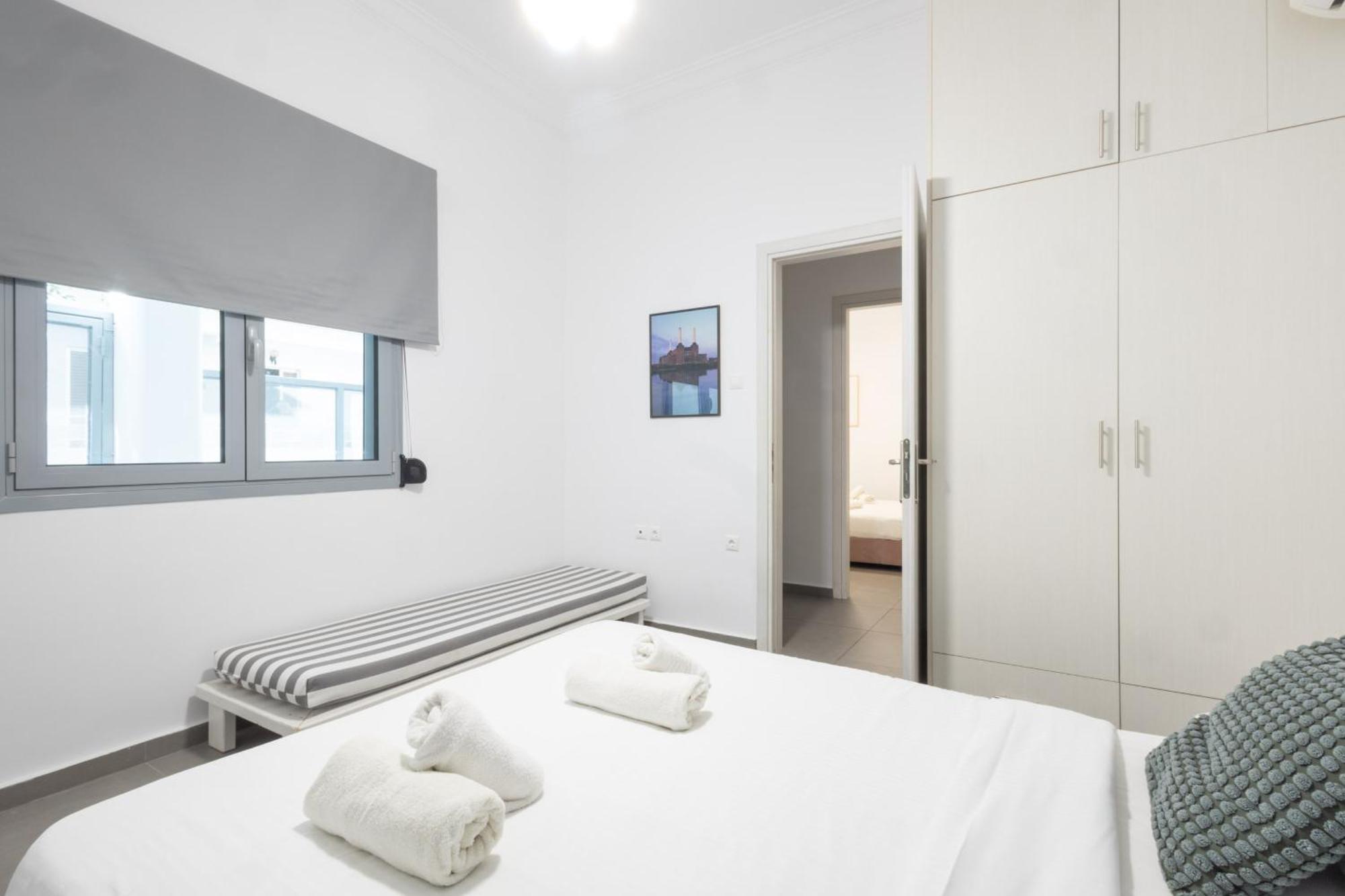 Renovated 5 Bdr House Near Acropolis - New Beds, Terrace & Green Yard Ateny Zewnętrze zdjęcie